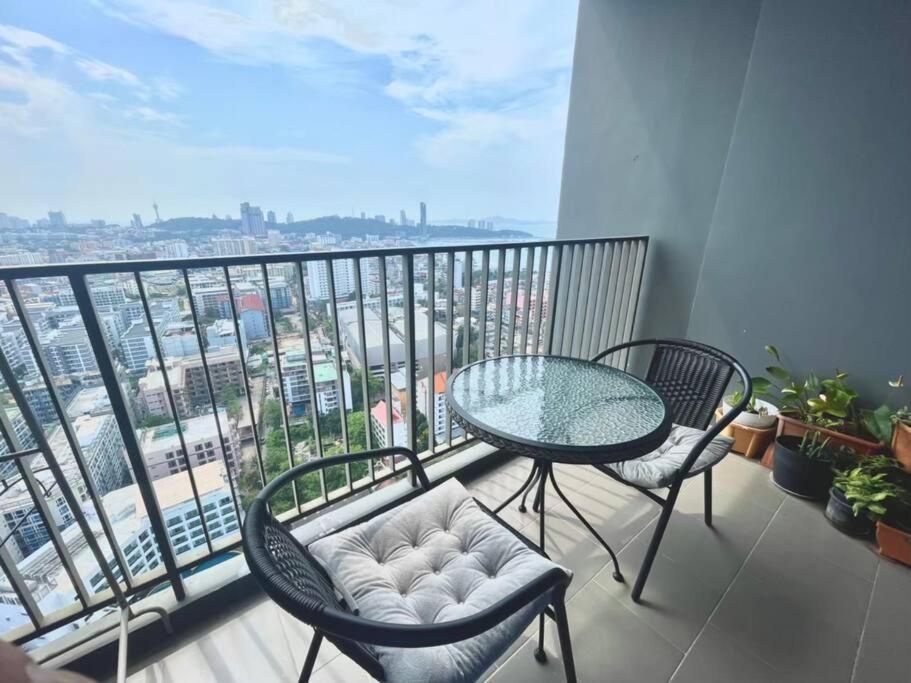 The Base Central Pattaya 2Bed King&Queen Sky Seaview & Infinity Pool المظهر الخارجي الصورة